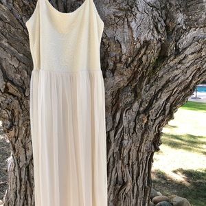 Beautiful Girls Lace & Tule Dress Sz M